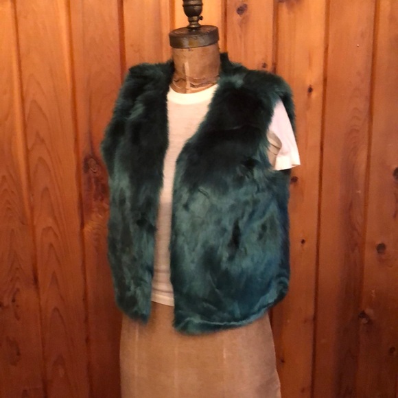 Janie and Jack Jackets & Blazers - Emerald green faux fur vest